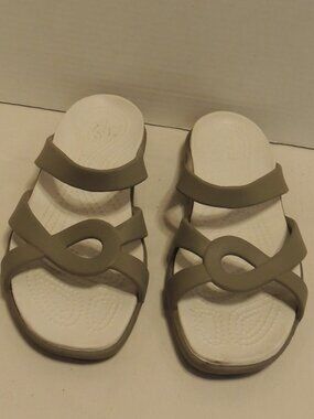 CROCS Sandals Woman Size 9 Tan White Ocean Pool Beach Vacation Travel Sandals